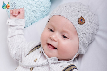 
                    JAMIKS Legend czapka niemowlęca dla chłopca dzianinowa szara
                