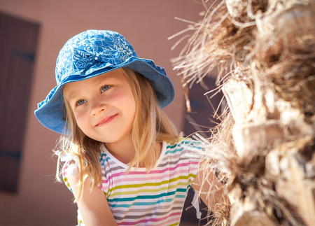 
                    Tutu kapelusz na lato dla dziewczynki jeans fioletowy
                